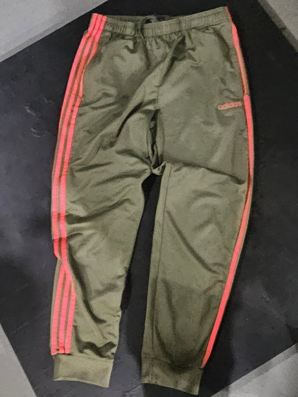 Adidas  Tapered Tricot Pants in olive green with salmon stripes L